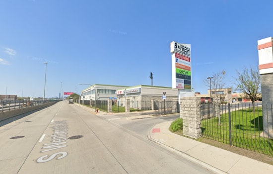 Chicago Merchants on Alert After String of Roof-Cutting Burglaries in Wentworth Area