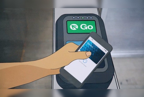 Chicago Metra Riders Face Persistent Issues as Ventra App Freezes During Rush Hour