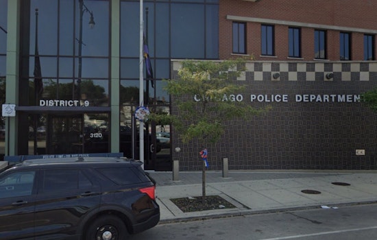 Chicago Police Seek Public Help to Catch Suspect in Spate of Deering Armed Robberies