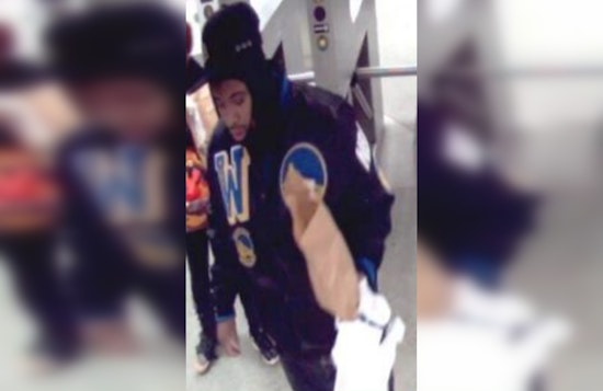 Chicago Police Seek Public's Help to Identify Suspect in Red Line Armed Robbery at Granville Stop