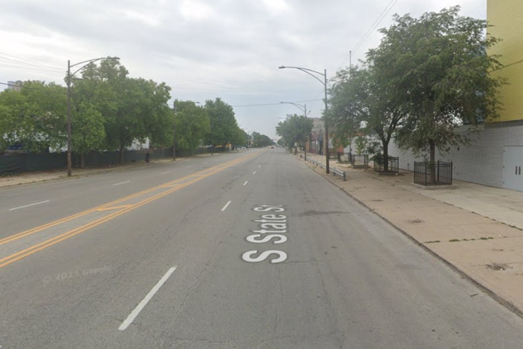 Chicago Police Warn of Armed Robberies in Wentworth, Urge Vigilance and Tips from Public