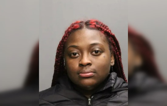 Chicago Woman, 18, Accused of Aggravated Battery After South Loop Fistfight