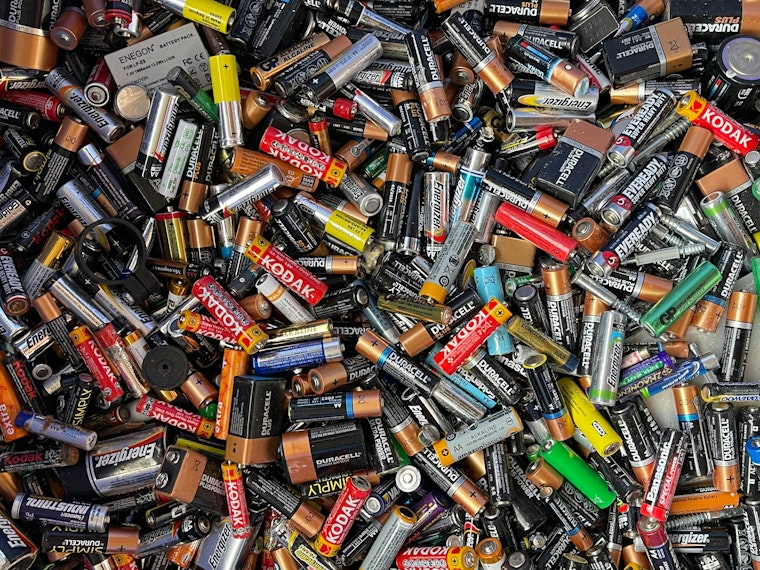 City of Brooklyn Park Urges Safe Battery Disposal on National Battery Day, Launches Brooklyn Park HRG Recycling App