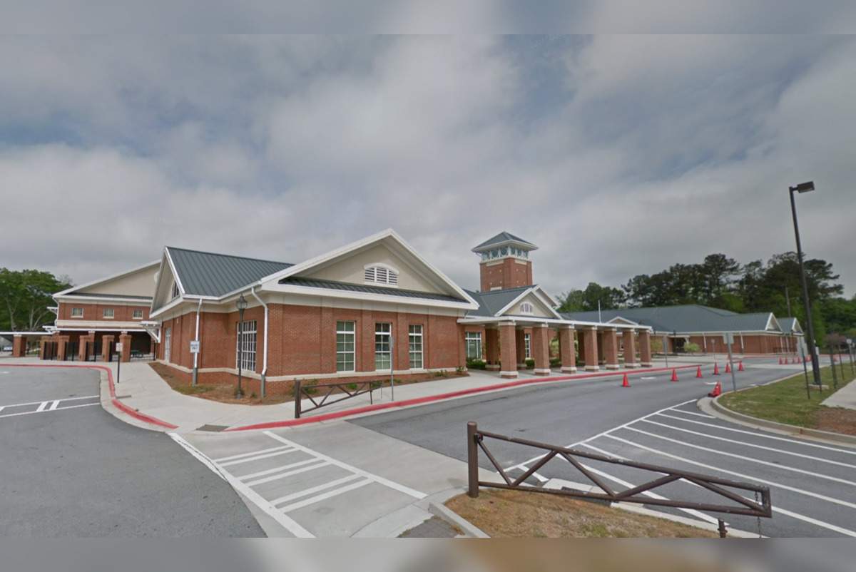 cobb-county-bus-driver-lauded-for-saving-choking-student-with-heimlich