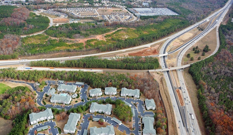 Construction Worker Fatally Struck on I-75 in Clayton County, No Injuries in Separate I-20 DeKalb Pileup