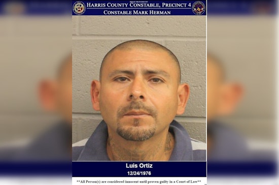 Convicted Felon Luis Ortiz Captured on Multiple Theft Warrants During Harris County Traffic Stop