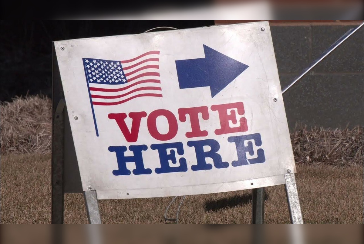 Coon Rapids Opens Early Absentee Voting for Presidential Primary