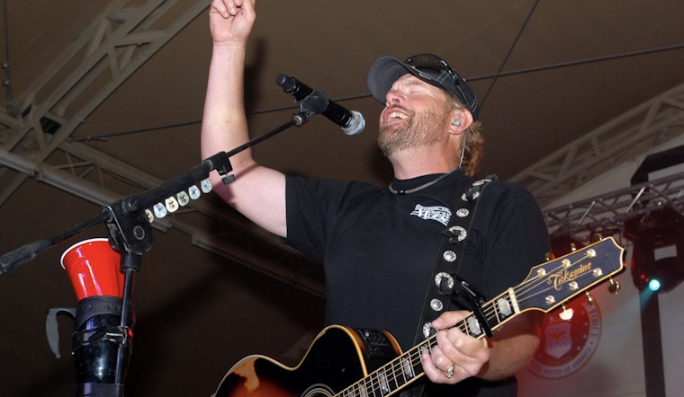 Country Crooner Toby Keith Saddles Up to Heaven at 62 After Cancer Duel