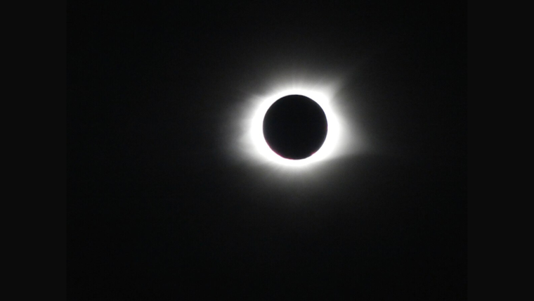 Dallas-Fort Worth Awaits Total Eclipse Fever, Ennis Prepares for 200K Cosmic Tourists