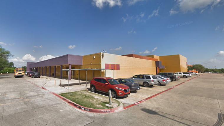 Dallas High School Seniors Blaze Trail as First State-Licensed Security Guards in DISD