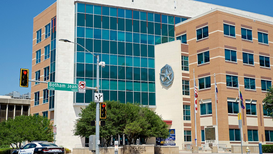 Dallas Police Exchange Gunfire with Suspected Robber, Two Suspects Arrested, No Officers Injured