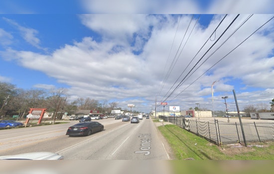 Fatal Three-Vehicle Collision in NW Harris County Leaves One Dead, Shuts Down Jones Road