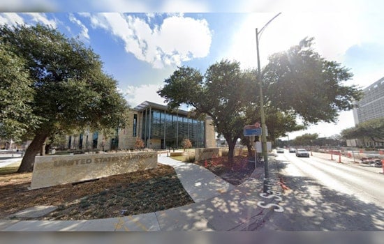 Federal Judge Blocks Texas Law on Arresting Migrants, Questioning State vs. Federal Powers