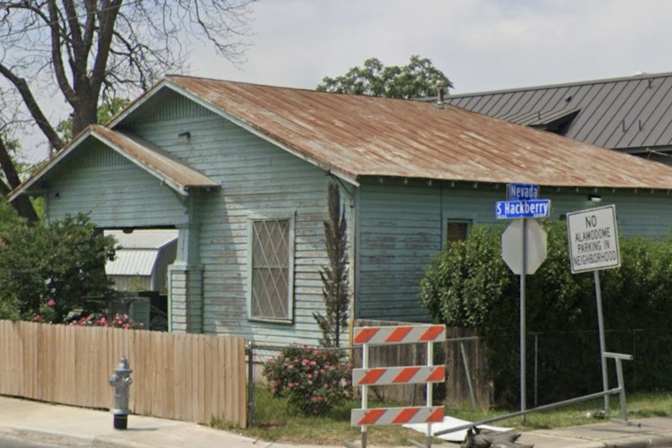 Fire Crews Quickly Douse Blaze at East Side San Antonio Home Under Renovation