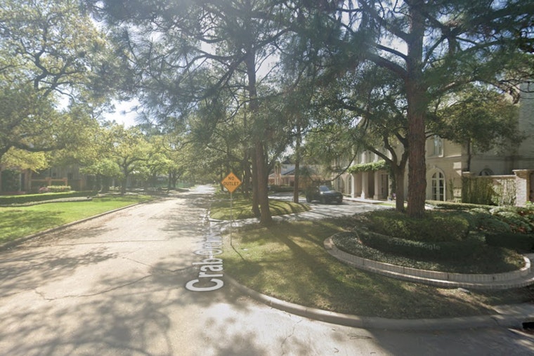 Firefighter Injured as Early Morning Blaze Engulfs Nearly-Completed Houston Home