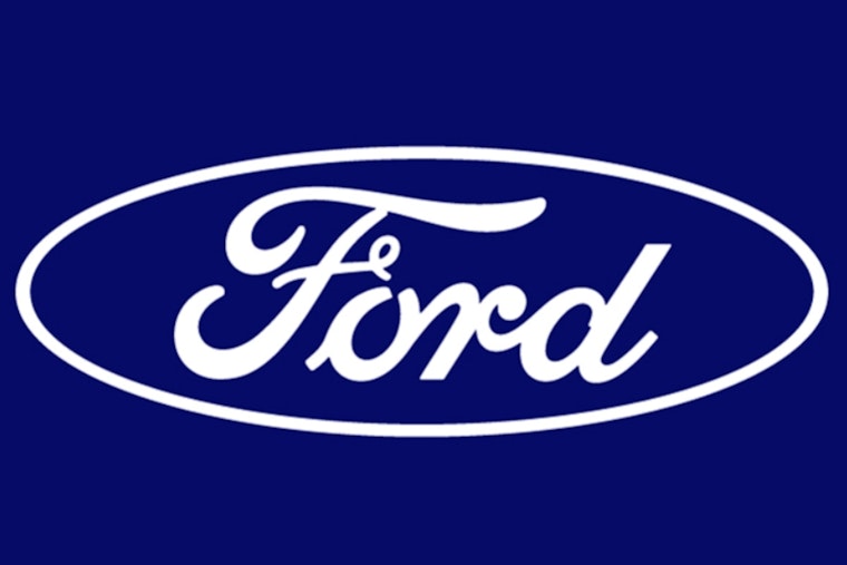 Ford Revs Up Women's Golf as Title Sponsor for Phoenix LPGA Tour Event