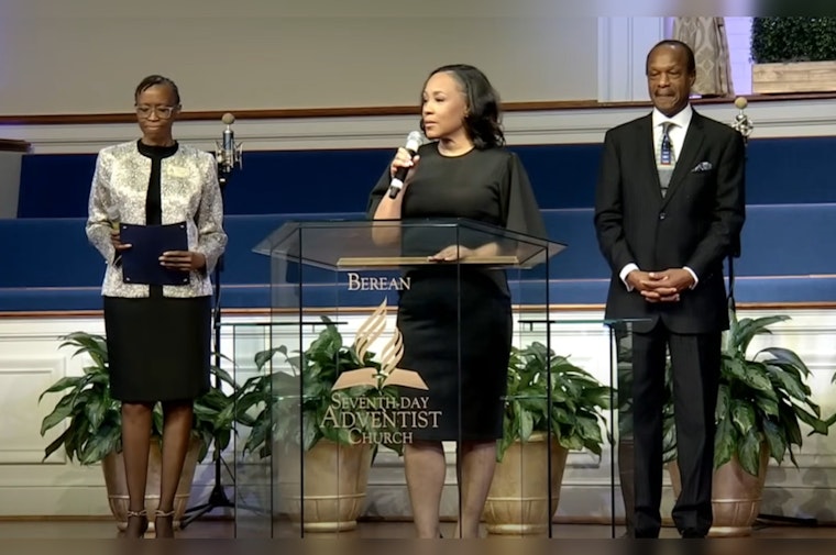Fulton DA Fani Willis, Facing Allegations, Finds Solace in Scripture and Receives Award at Atlanta Church