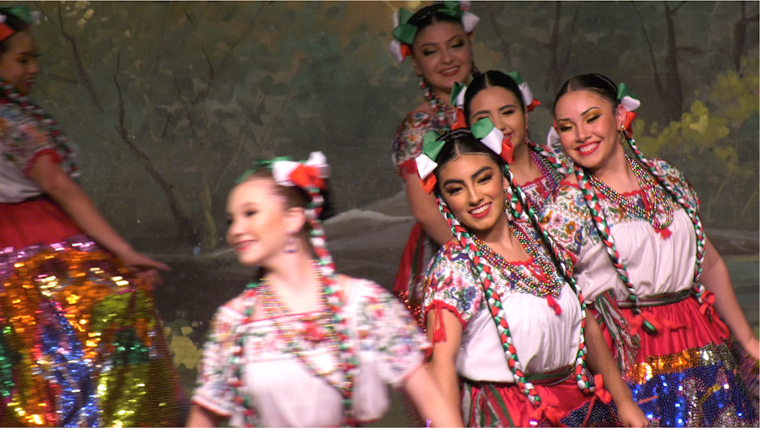Garland Set to Celebrate Mexican Culture with "Viva Cinco de Mayo"