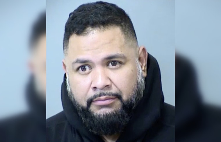 Glendale Father Arrested After Son Found Alone Near Roadway, Suspected of Drinking in Bar While Child Left in Car