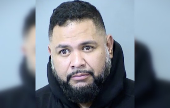 Glendale Father Arrested After Son Found Alone Near Roadway, Suspected of Drinking in Bar While Child Left in Car