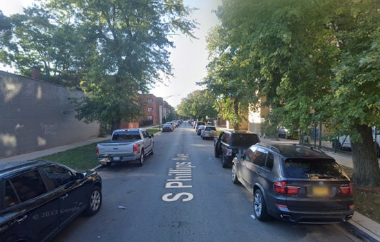 Grand Crossing Community on Edge as Chicago Police Report Multiple Armed Robberies
