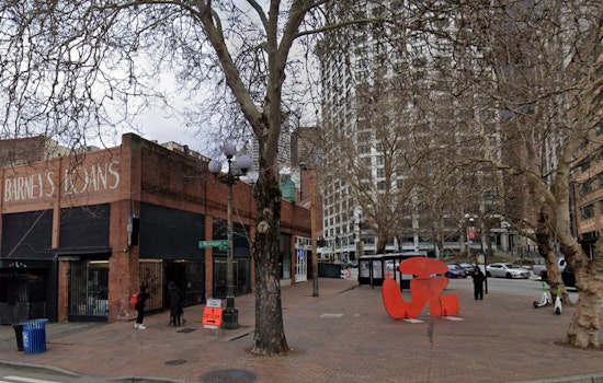 Gunfire in Seattle's Pioneer Square Leaves One Dead, Two Injured, Police Investigate