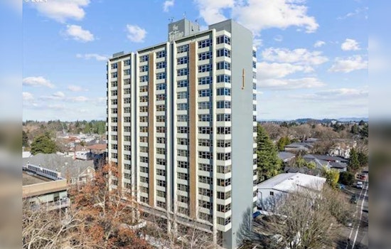 Historic Midcentury Modern Condo in Portland's Fontaine Building Listed for $339,000