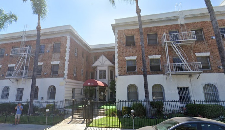 Hollywood Apartment Fire Extinguished in 18 Minutes, No Injuries Reported as LA Firefighters Contain Second-Floor Blaze