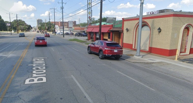 Homeless Man Accused of Arson, Barricades Self in Vacant San Antonio Building