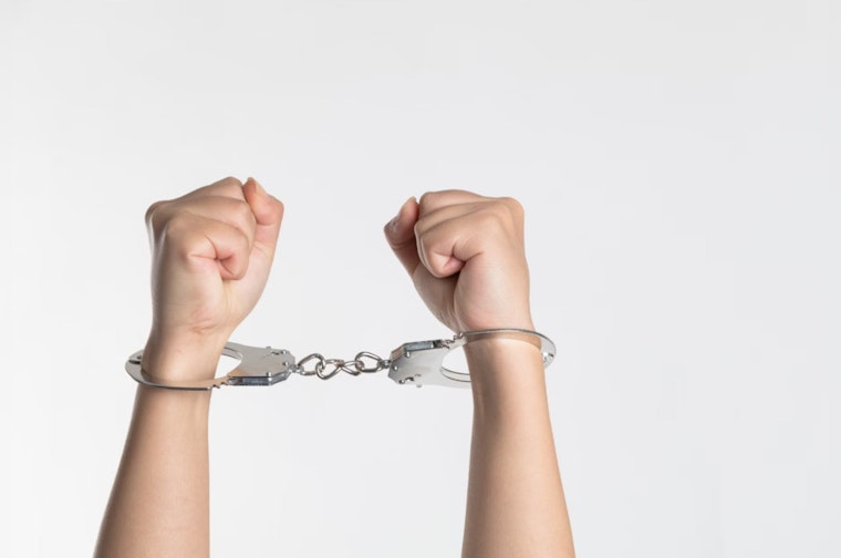Houston-Area Teen Charged with Unlawful Carrying of Weapon After Flashing Gun During Dispute