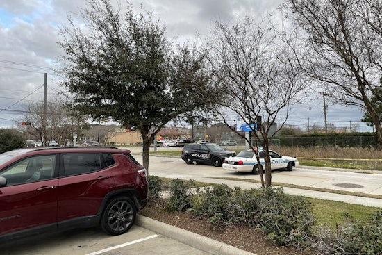 Houston Detectives Investigate After Unidentified Body Found on Fuqua Street