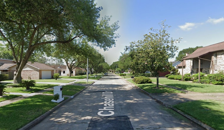 Houston Firefighters Extinguish Major Fort Bend County House Fire, No Injuries Reported