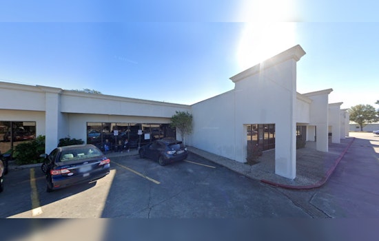 Houston Firefighters Save $2.16 Million Property Value in Blaze at Spring Branch Office Complex