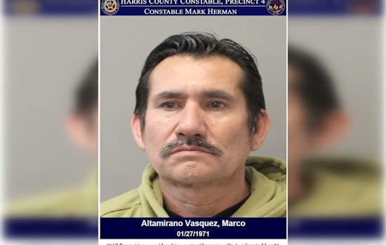 Houston Man Charged with DWI After Deputy Spots Car on Three Tires