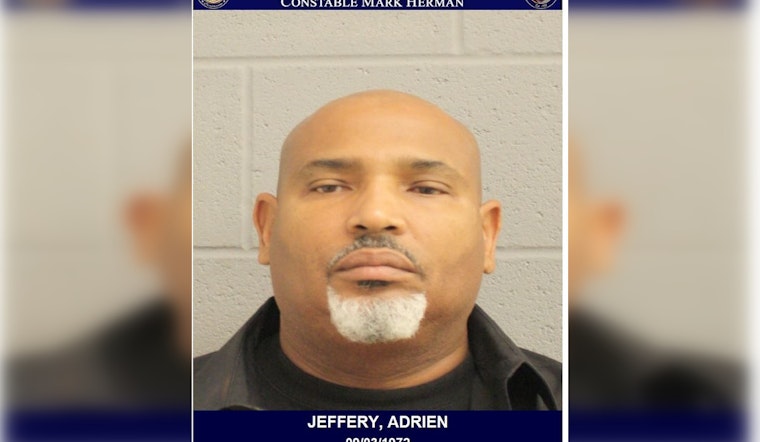 Houston Man Charged with DWI and Illegal Weapon Possession After Failing Sobriety Test