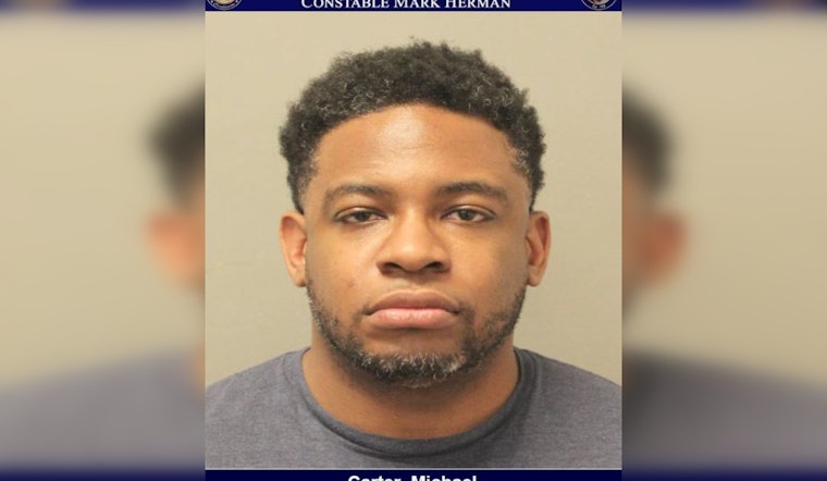 Houston Man Charged with DWI and Unlawful Weapon Possession After Traffic Stop