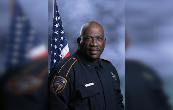 Houston Man Dies in Single-Vehicle Crash, Police Investigate Causes