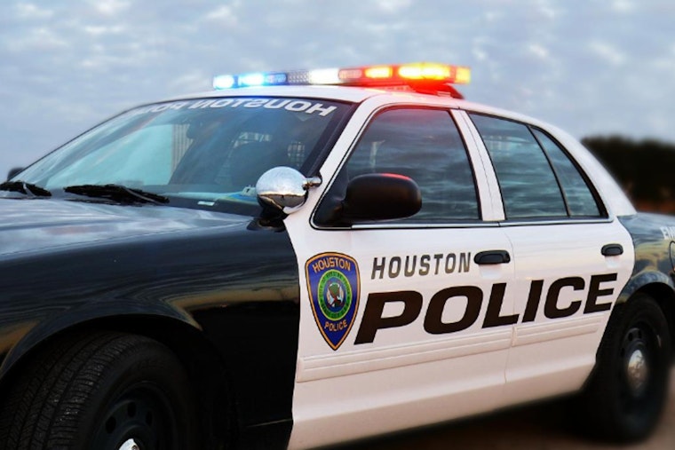 Houston Police on the Hunt for Suspect in Fatal Family-Related Shooting in Southeast Houston