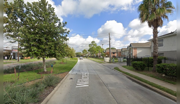 Houston Police Seek Leads in Unsolved Fatal Shooting at Wilcrest Drive Apartment Complex