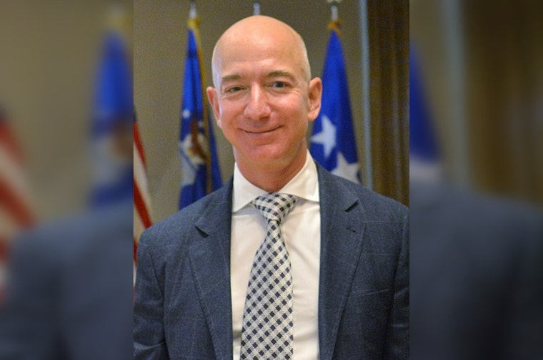 Jeff Bezos Eyes Over $600 Million in Tax Savings Following Move from Seattle to Miami Ahead of Amazon Share Sale