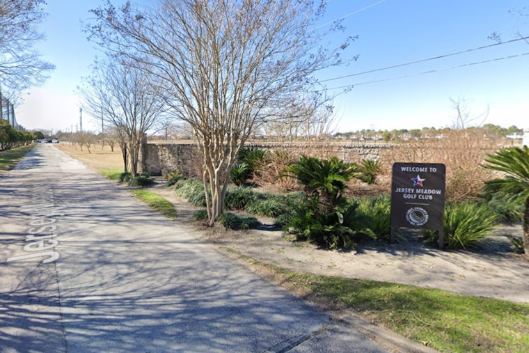 Jersey Village Invites Locals to Name New Clubhouse Restaurant with a Culinary Duo to Spearhead Men