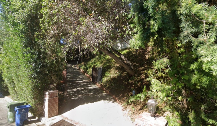 LAFD Extinguishes Blaze at Luxurious Beverly Crest Residence in Under an Hour, No Injuries Reported