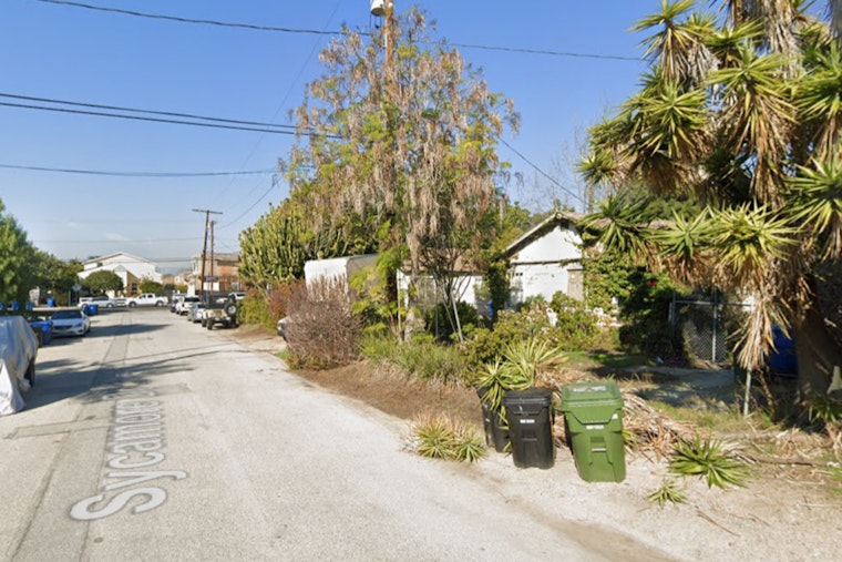 LAFD Quells Del Rey Vacant Home Blaze as One Found Dead, Another Injured