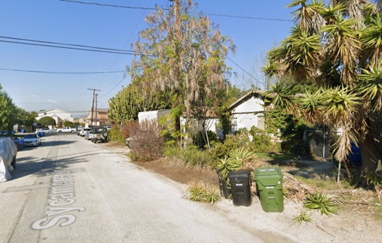 LAFD Quells Del Rey Vacant Home Blaze as One Found Dead, Another Injured