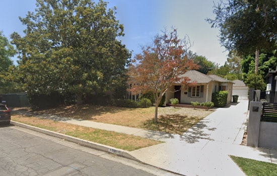 LAFD Responds to Smoke at Studio City Home, No Injuries Reported Amid Swift Action