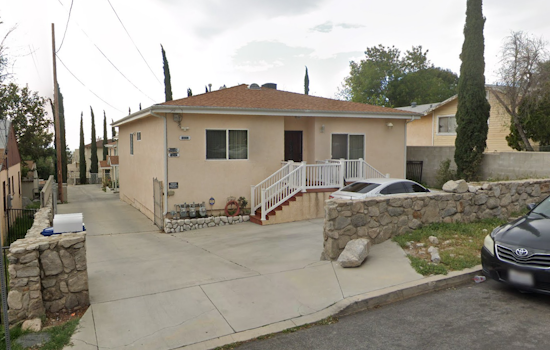LAFD Responds to Tujunga Hillside Home Blaze with No Reported Injuries