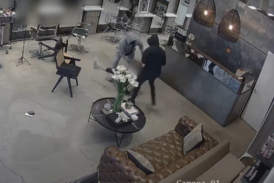 LAPD Seeks Witnesses After Violent Melrose Avenue Watch Robbery, Suspect Arrested in Moreno Valley