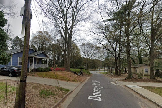 Late-Night Shooting on Atlanta's Dorsey Street Leaves Man Injured, Gunman at Large