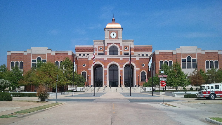 Lewisville Teams Up With Solar Switch for Group-Buying Clean Energy Initiative