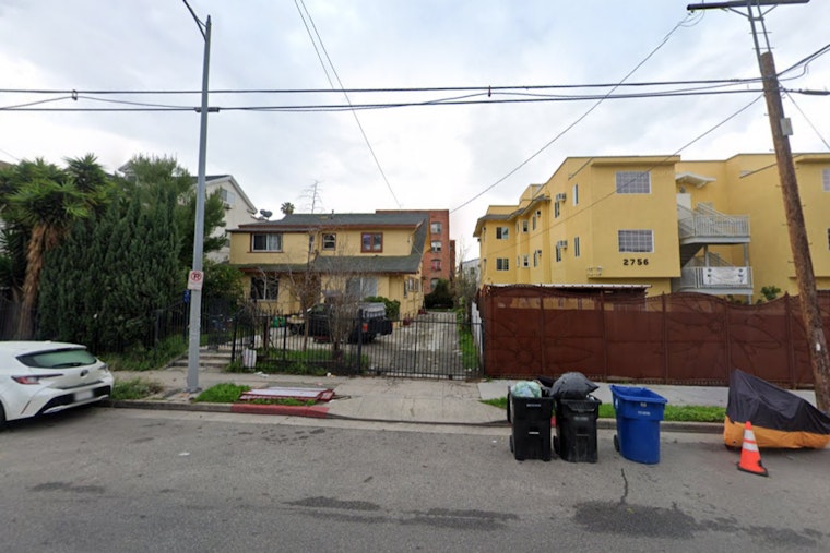 Los Angeles Firefighters Triumph Over Aggressive Westlake Duplex Blaze in Under 30 Minutes